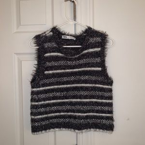 ZARA SLEEVELESS FURRY TOP